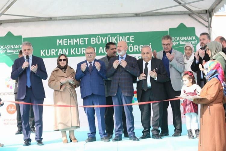 Kayseri Kocasinan’da Mehmet Büyükince Kur’an Kursu açıldı